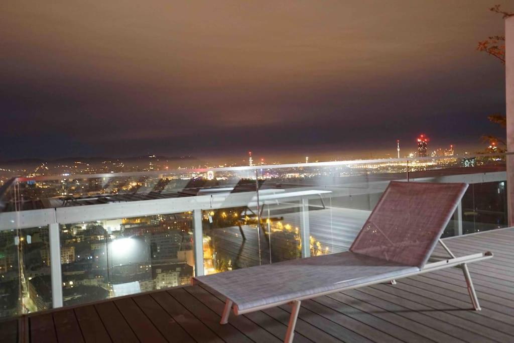 The High-Rise Condo With Pool Wien Ngoại thất bức ảnh